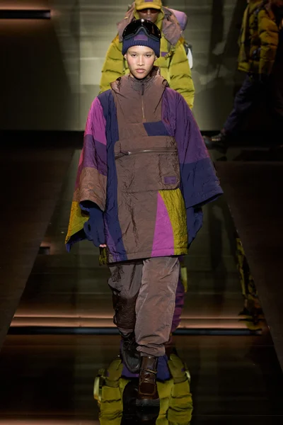 Look 2